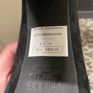 Stuart Weitzman pump
